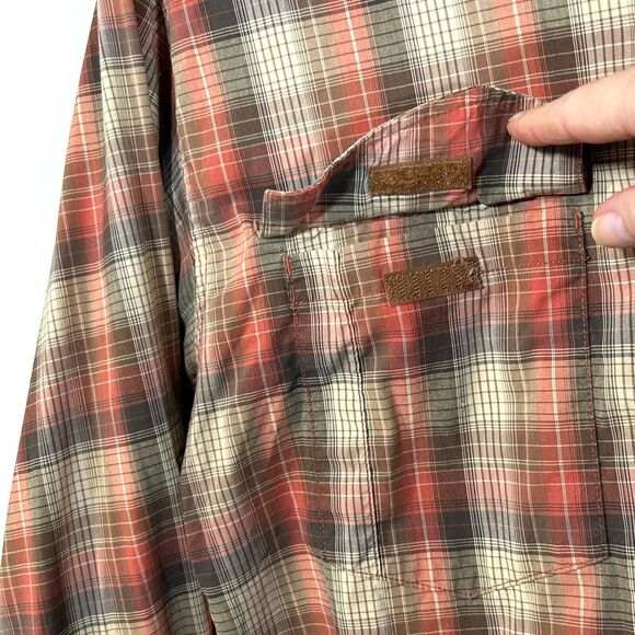 Columbia Titanium Mens L Shirt VENTED Long Sleeve Omni Shield Nylon Fish Orange - Picture 11 of 13